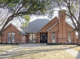 7016 Nicki St, Dallas, TX 75252