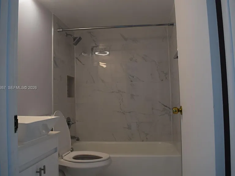 2075 SW 122nd Ave #415 — Photo 30
