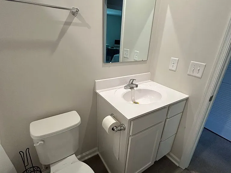 403 Hampton Townes Dr — Photo 11