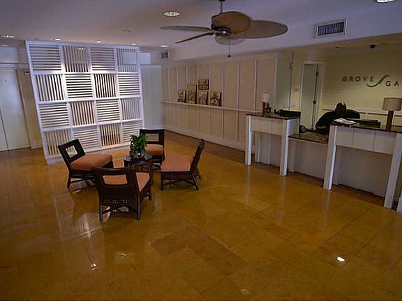 5th image of 3540 Main Hwy #303