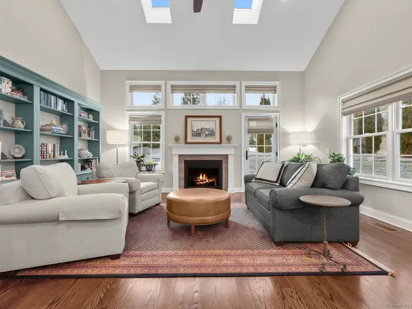 77 Sunset Lane #2, Ridgefield, CT 06877