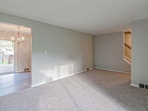 4th image of 2858 7th St