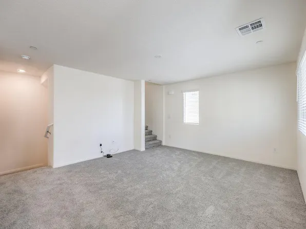 2666 Champagne Gold Ave, North Las Vegas, NV 89086