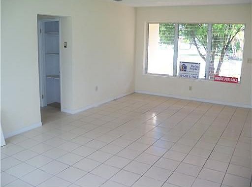 2nd image of 1861 NE 159th St