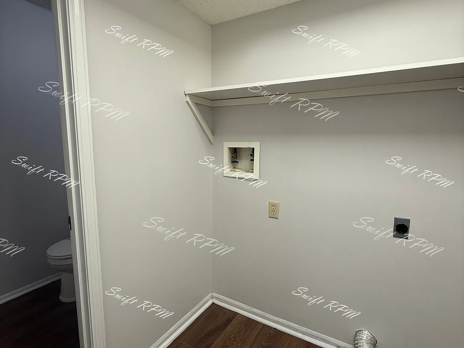 6704 West 150th Street-2 - 1 — Photo 3
