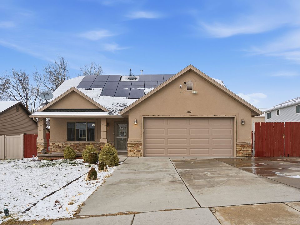 1st image of 602 Ridge Place Dr