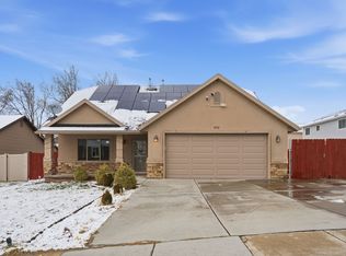 602 Ridge Place Dr, Ogden, UT 84404