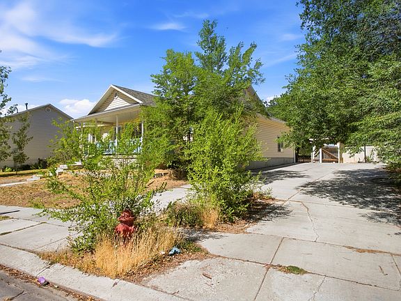 5th image of 4079 N Mountain W