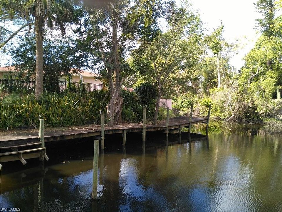 1st image of 305 Rosemont Dr