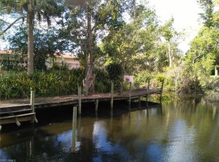305 Rosemont Dr, Fort Myers, FL 33916