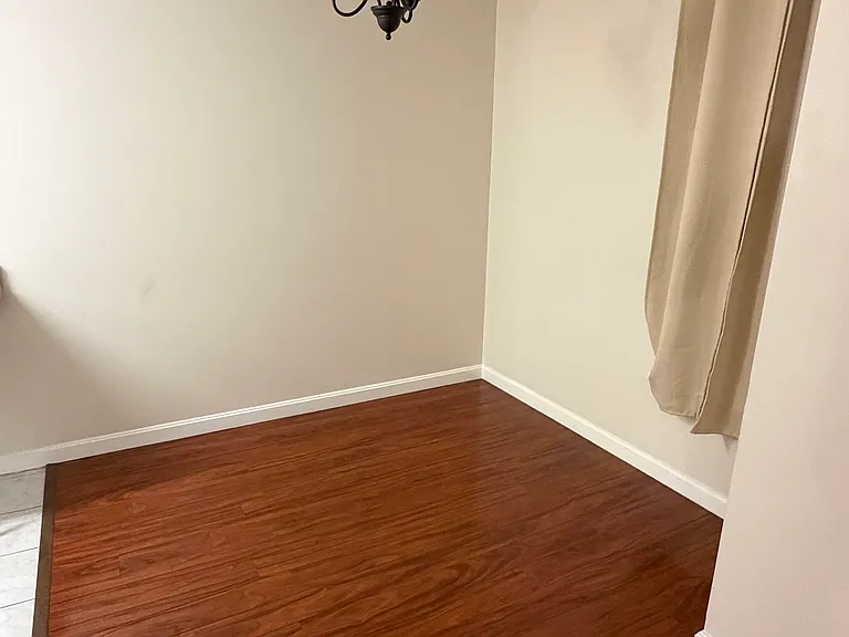66 Shrewsbury Green Dr #J — Photo 16