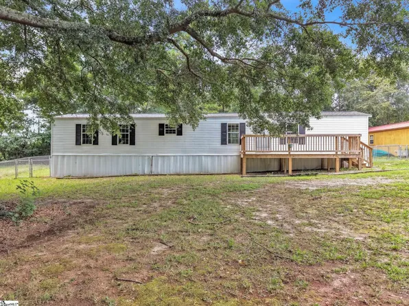 14 Golden Ln, Piedmont, SC 29673