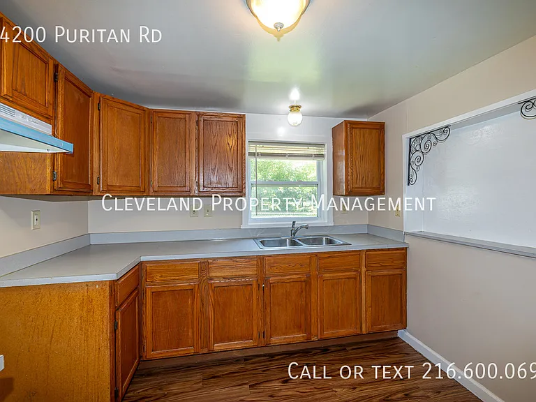 24200 Puritan Rd — Photo 13