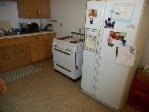 3rd image of 2324 Glenwood Ave