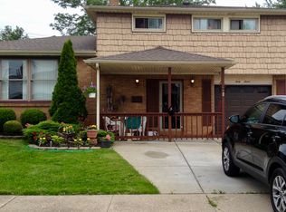 47 Christian Dr, Cheektowaga, NY 14225