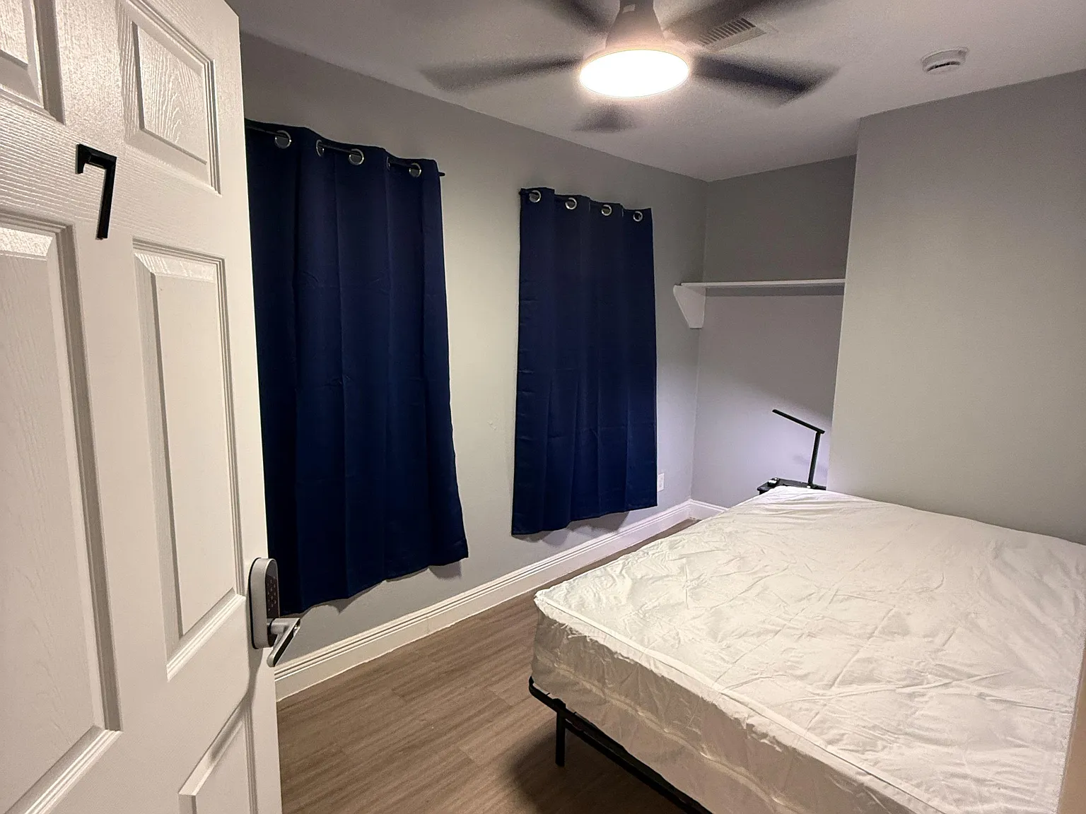 4 bed, 4.0 bath, 1975 sqft, $776 — Photo 3