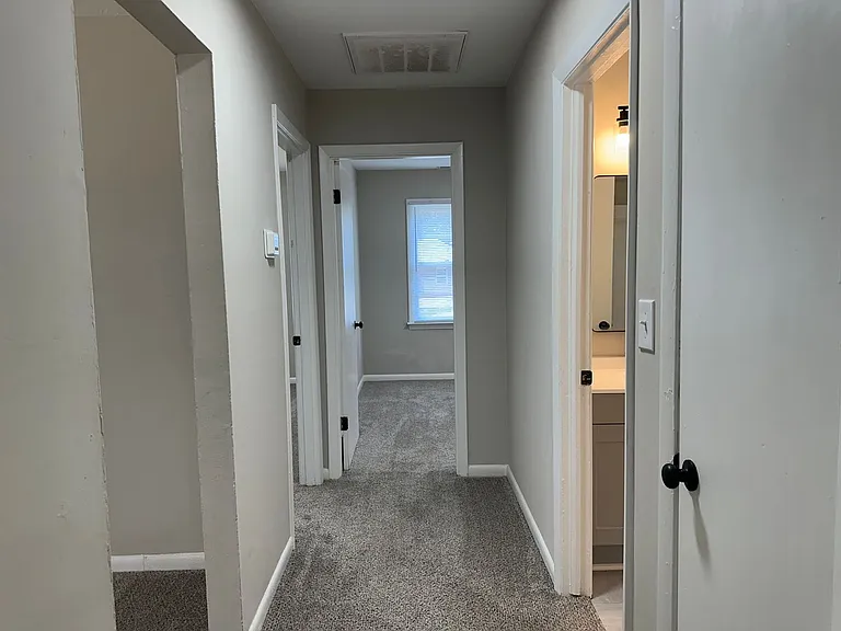 296 Decatur Dr — Photo 13
