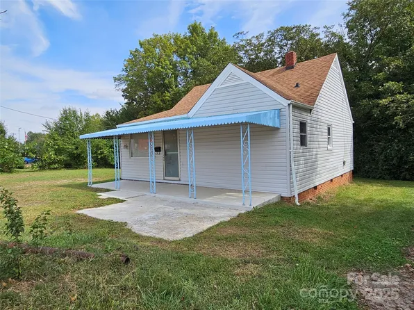 145 33rd St SW, Hickory, NC 28602