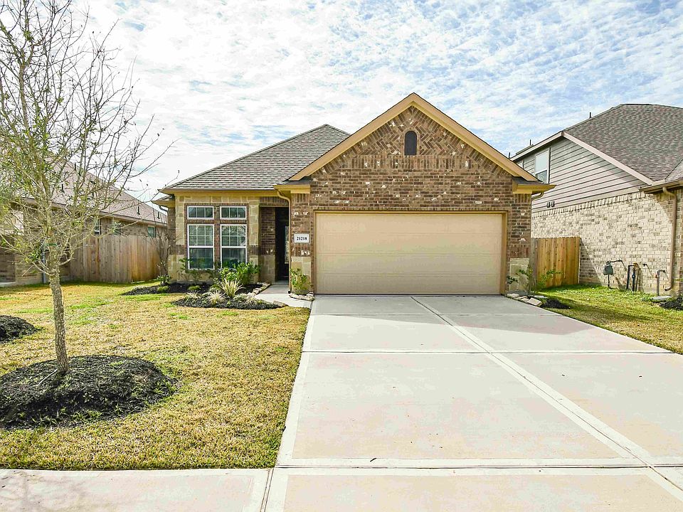 1st image of 21218 Flowering Dogwood Cir