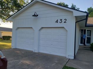 432 Catalpa St, Independence, KS 67301