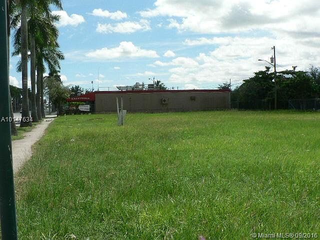 1st image of 422 S Krome Ave