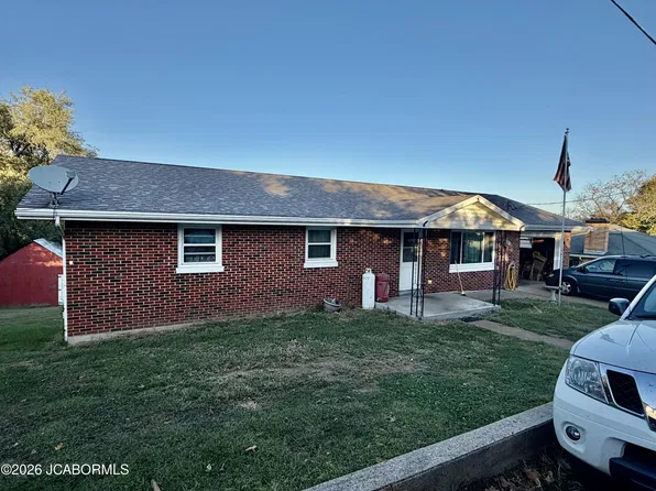 201 E Benton St, Linn, MO 65051