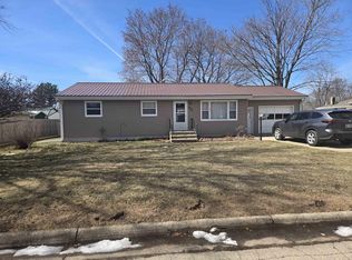 303 East 7 th Avenue, Brodhead, WI 53520