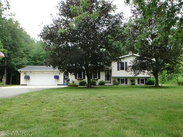 1st image of 11010 N Cedar Dr
