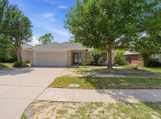 104 Adams Dr, Crowley, TX 76036