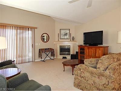5th image of 3862 Dartford Ln