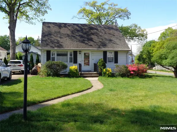 12 Minerva Ave, Hawthorne, NJ 07506