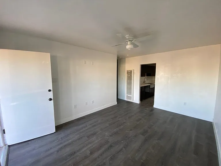 Living room and kitchen entry