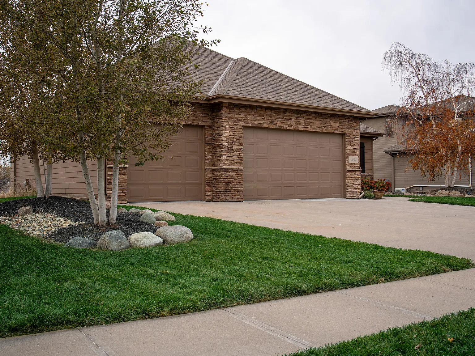 S 79th St, Papillion — Photo 1