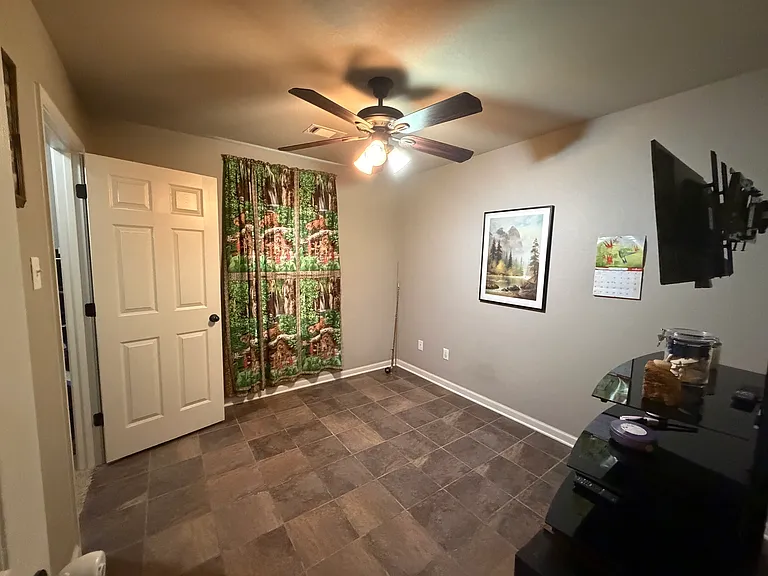 12 Jaguar Dr — Photo 23