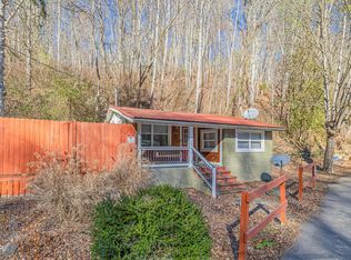 4351 Manis Hollow Rd, Gatlinburg, TN 37738