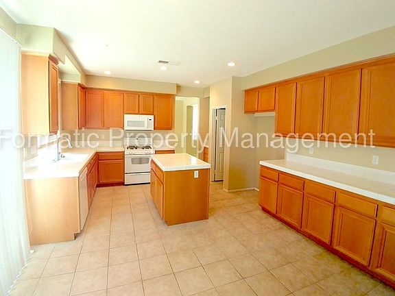 3rd image of 1772 Welsh Dr