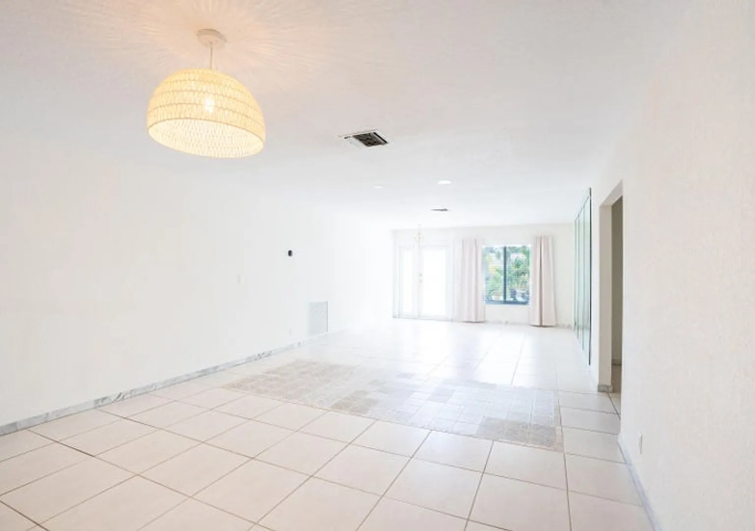 17 SE 8TH Terrace, Deerfield Beach, FL 33441 - 4030 — Photo 3