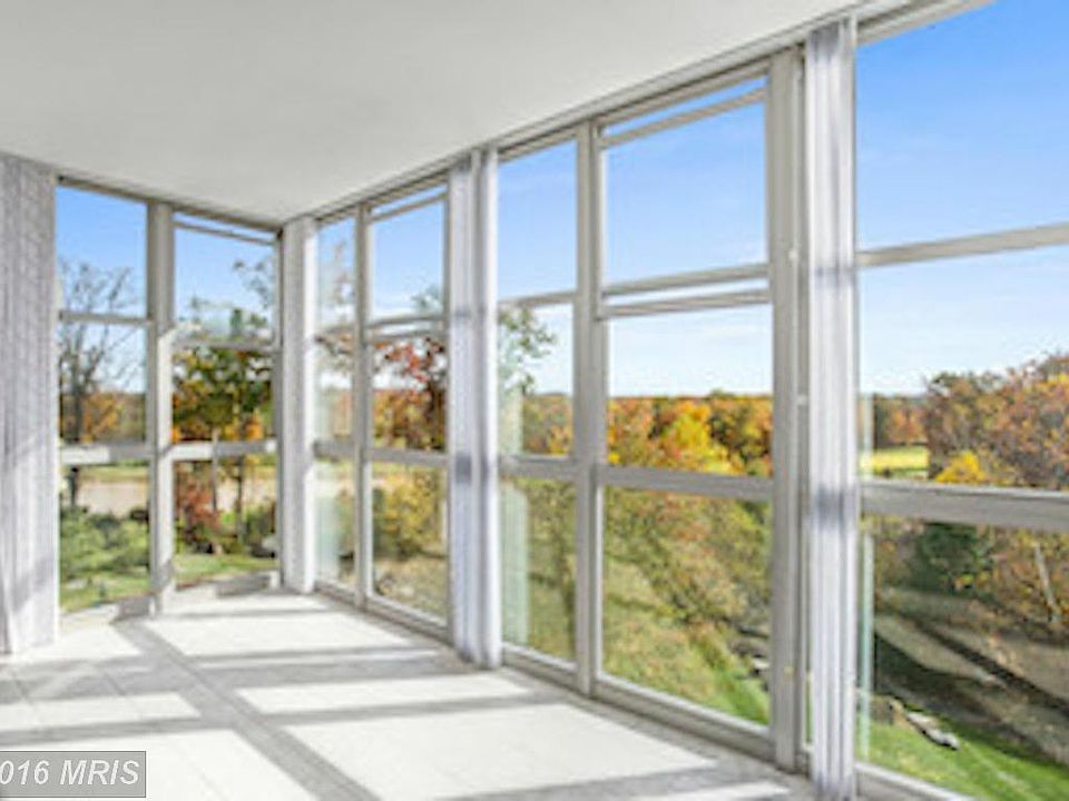 Panoramic view from sun porch