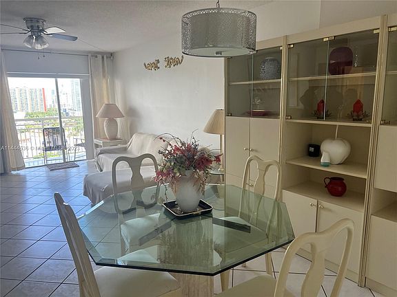 4th image of 400 Kings Point Dr APT 1614