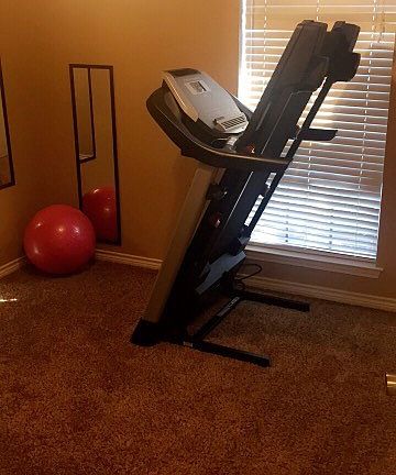 spare bedroom