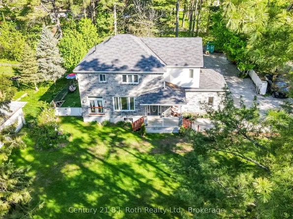 3276 Turnbull Dr, Severn, ON L3V 0Y4
