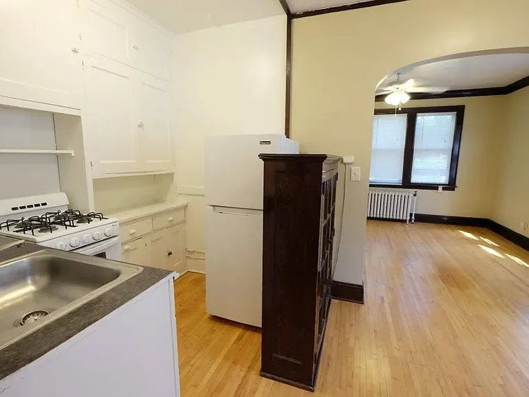 Welcome to Central Lakes of Uptown, where modern living meets comfort. Enjoy spacious kitchens with ample storage and stylish interiors designed for your lifestyle. Don't miss outschedule your tour today and see your new home!