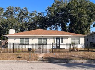 1802 E Knollwood St, Tampa, FL 33610