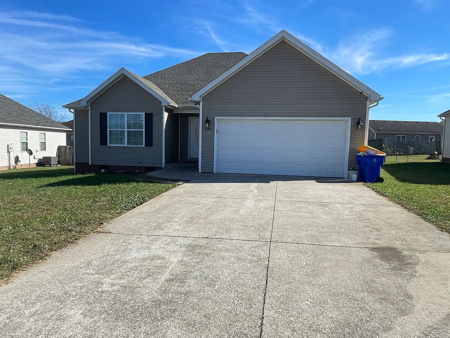 922 Gemini St photo 1