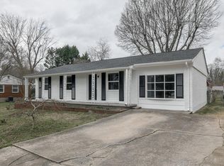 2620 Walnut Rd, Gainesville, GA 30506