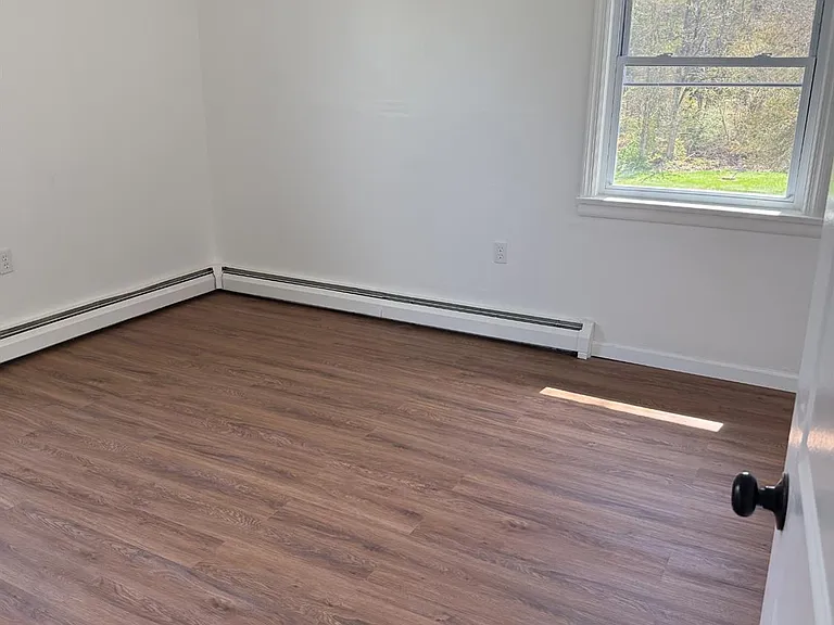 80 Gates Rd — Photo 11