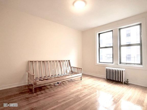 5th image of 220 Cabrini Blvd APT 3H