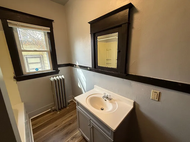 950 Arkwright St — Photo 14
