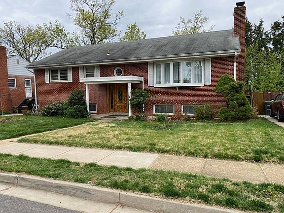 2nd image of 418 N Madison St