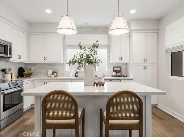 426 Falcon Pl, Covina, CA 91723